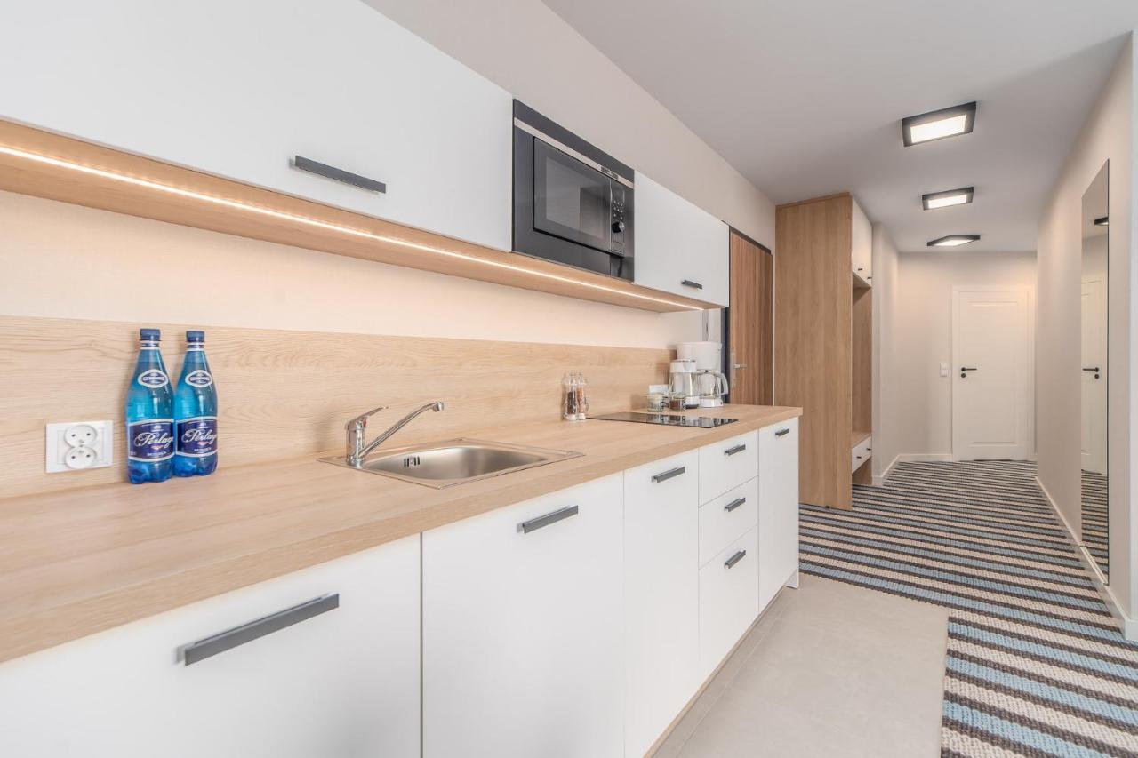 Sunny In Bel Mare By Renters Apartment *