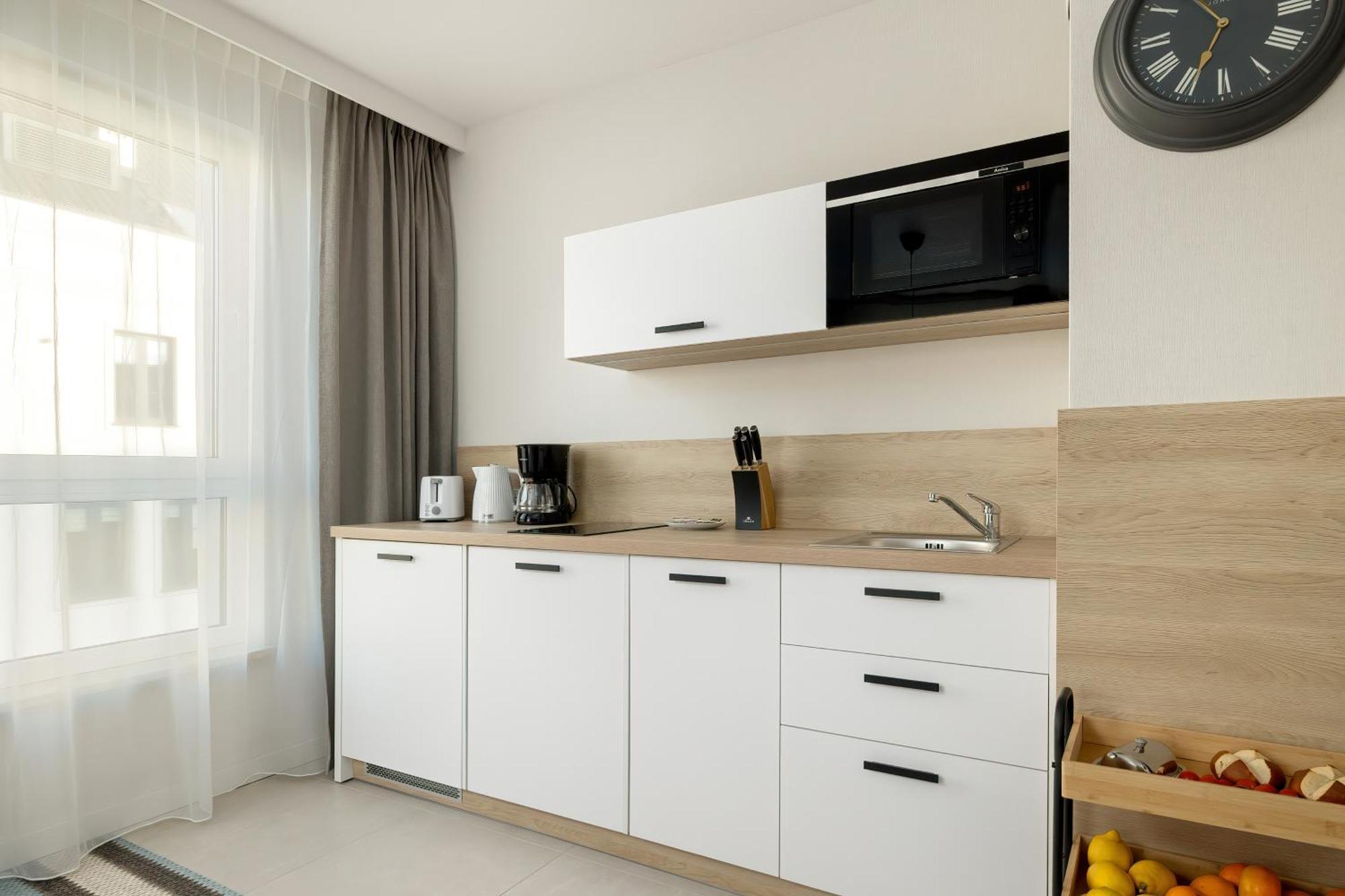 Sunny In Bel Mare By Renters *